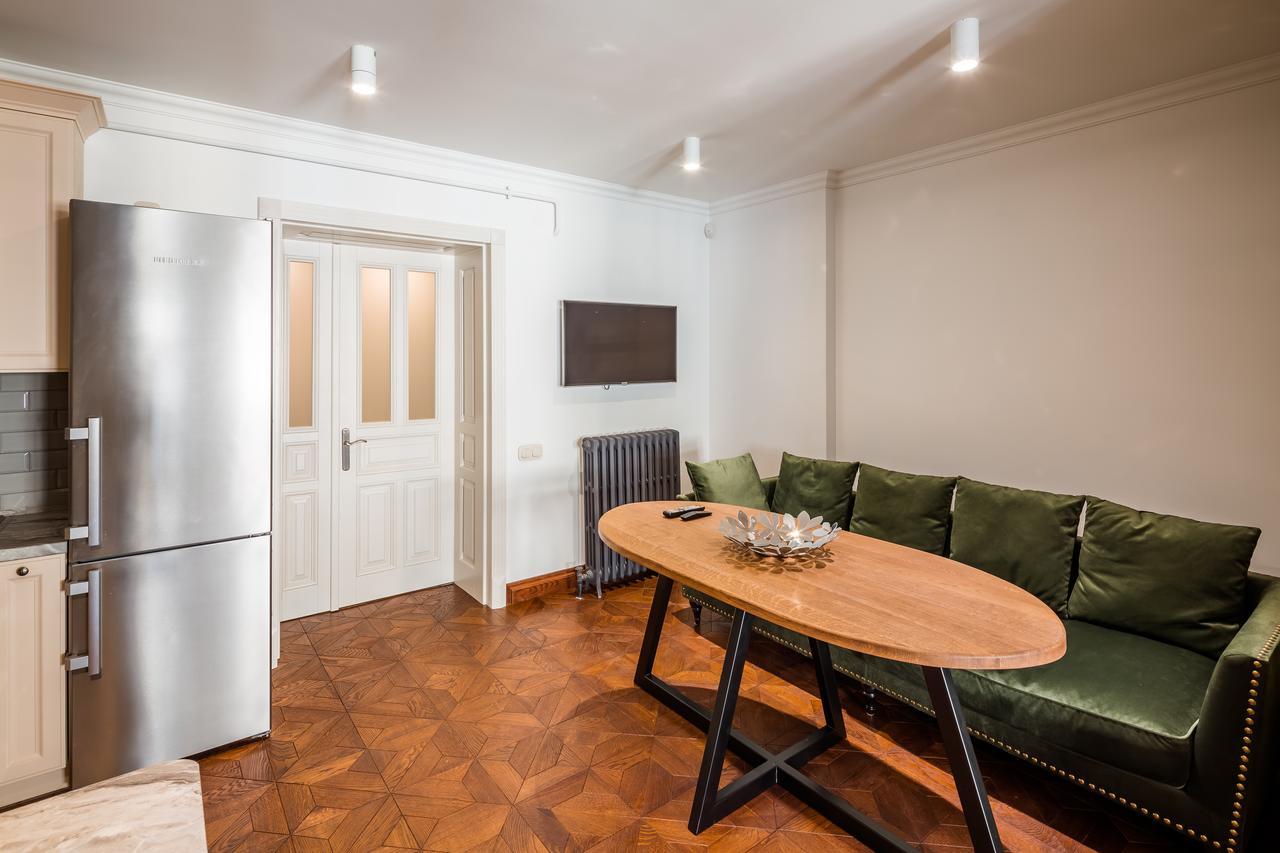 Ferienwohnung Romari Апартименти Площа Ринок Lemberg Exterior foto